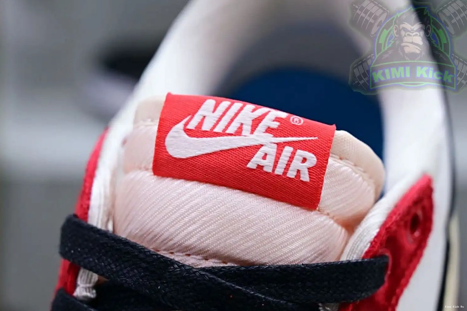Room “Away” Low OG Jordan Air Trophy Jordan Kimikick x 1 0820